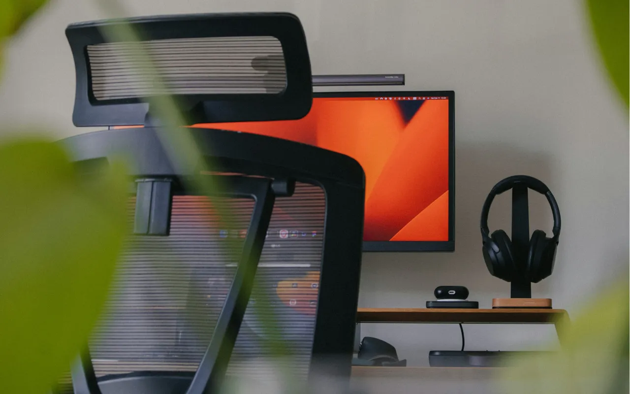 Ergonomic hacks for home office - better posture at no extra cost.